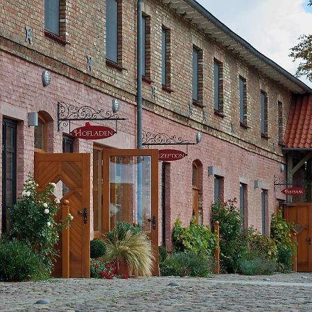 Hotel Und Restaurant Am Peenetal Liepen  Bagian luar foto